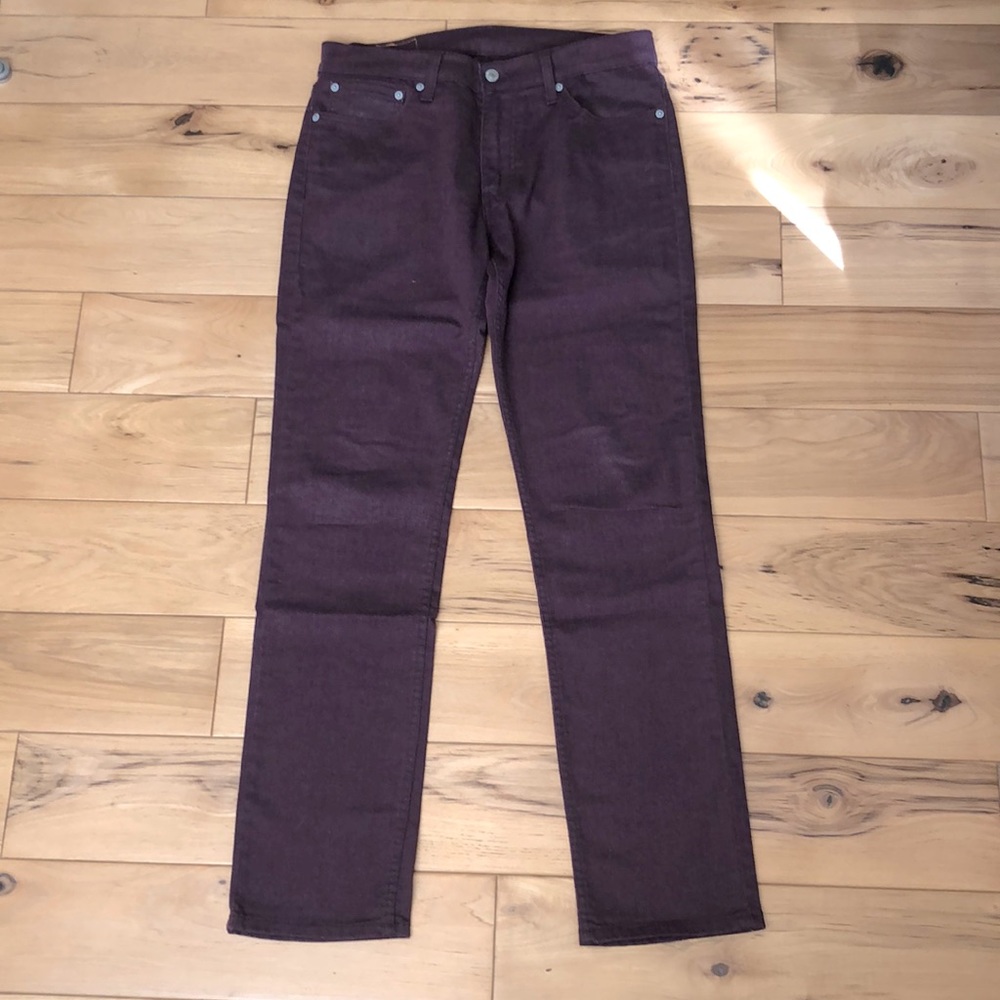 Levi’s 31 x 32 stretch jeans